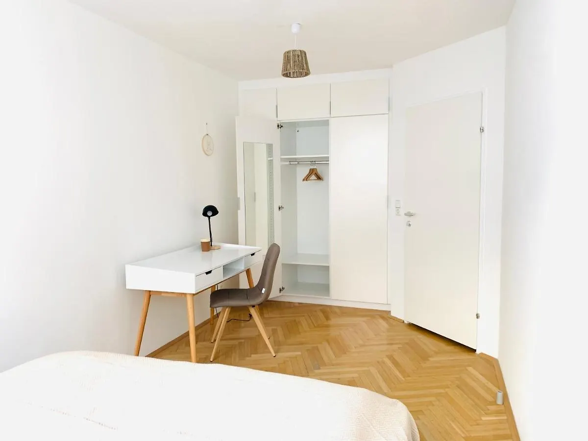 Διαμέρισμα Ruhige Wohnung Im Gasometer Wien *Wifi*U3*Netflix*